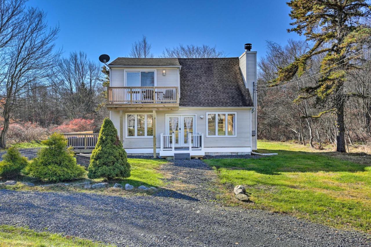 Peaceful Poconos Home With Lake And Pool Access! Long Pond Zewnętrze zdjęcie