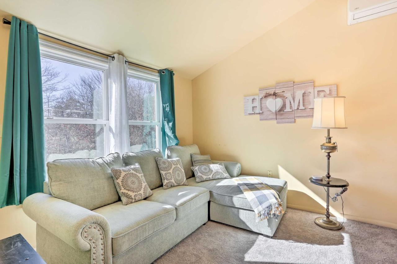 Peaceful Poconos Home With Lake And Pool Access! Long Pond Zewnętrze zdjęcie