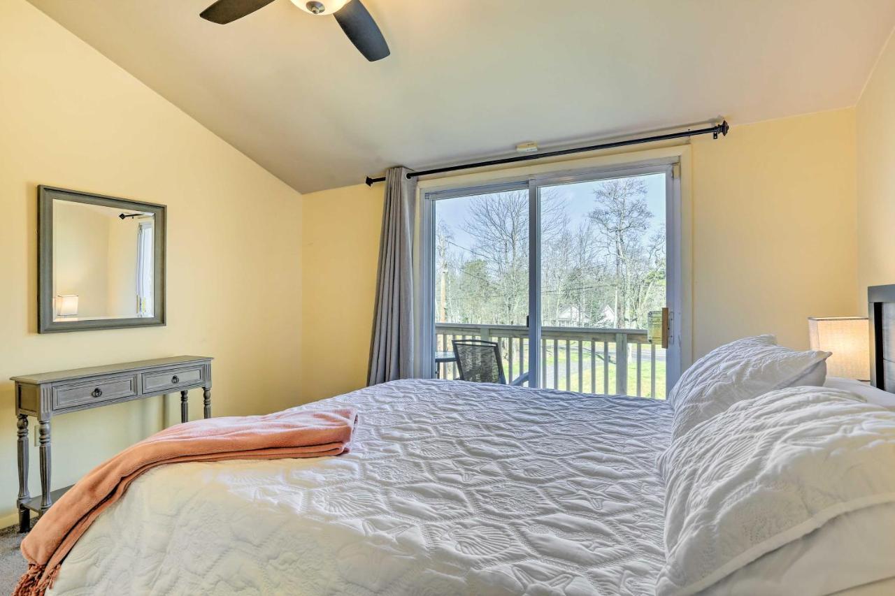 Peaceful Poconos Home With Lake And Pool Access! Long Pond Zewnętrze zdjęcie