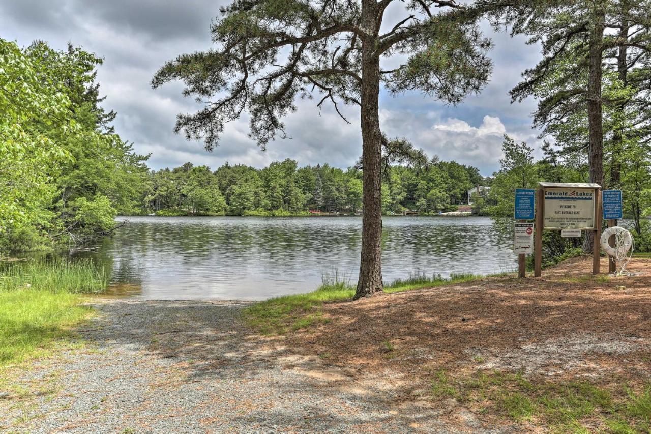 Peaceful Poconos Home With Lake And Pool Access! Long Pond Zewnętrze zdjęcie