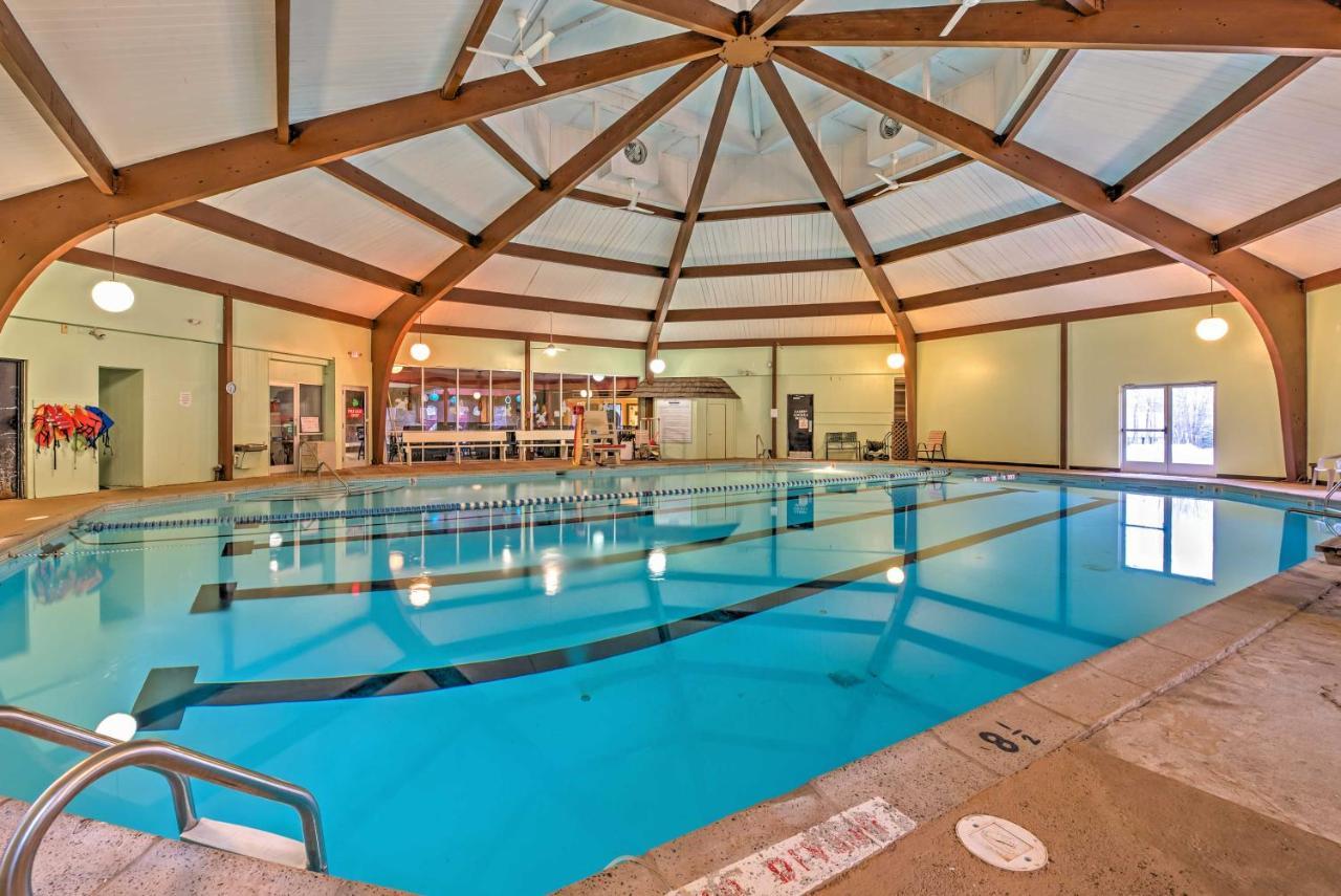 Peaceful Poconos Home With Lake And Pool Access! Long Pond Zewnętrze zdjęcie